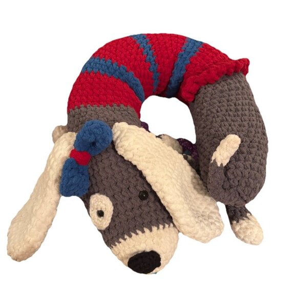 Knitted Weine Dog Neck Pillow Whimsical Travel Hand Crafted Deco Art Animal Love - Picture 3 of 6